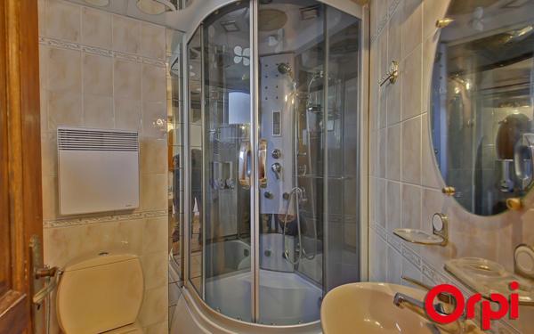 Appartement à vendre    4 pièces • 90 m2 La Tour-du-Pin