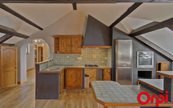 Appartement à vendre    4 pièces • 90 m2 La Tour-du-Pin