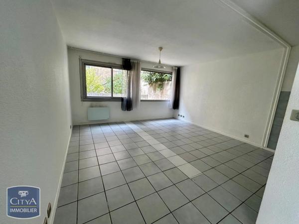 Appartement à louer 1 pièce 30.55m² Clermont-Ferrand (63000)