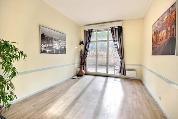 Appartement 4 pièces à vendre à Fresnes - Exclusivité ERA IMMOBILIER LSI