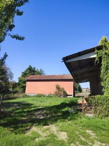 Immeuble à vendre |  Varès |  400 m²