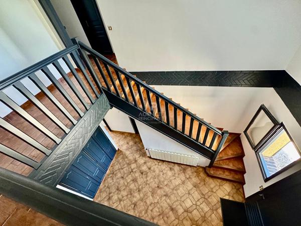 Maison Conflans Sainte Honorine 8 pièce(s) 210 m2 €625 000 ** - Référence 7882