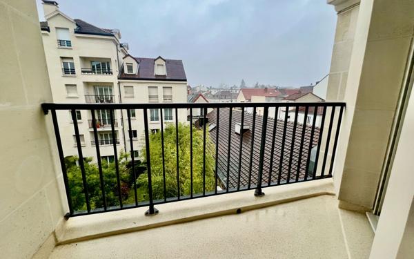 Appartement à louer    1 pièce • 29,50 m2 Antony