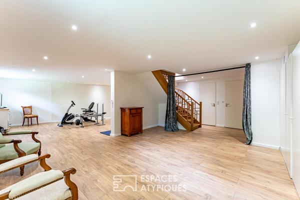 Maison contemporaine atypique de 180 m² sur trois niveaux avec rez-de-jardin