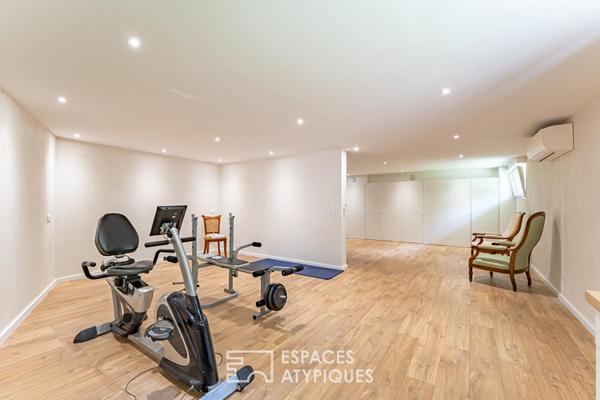 Maison contemporaine atypique de 180 m² sur trois niveaux avec rez-de-jardin