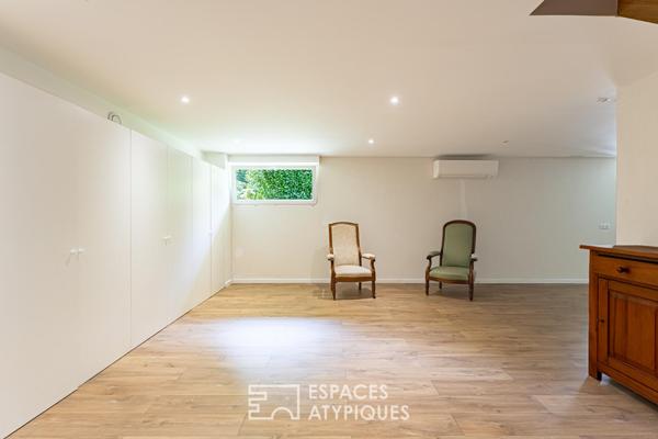 Maison contemporaine atypique de 180 m² sur trois niveaux avec rez-de-jardin