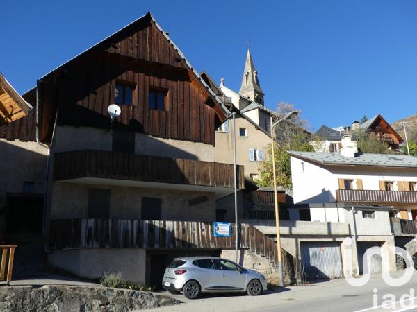 Appartement 5 pièces de 455 m² à Huez (38750)
