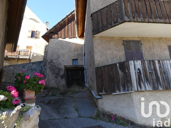 Appartement 5 pièces de 455 m² à Huez (38750)