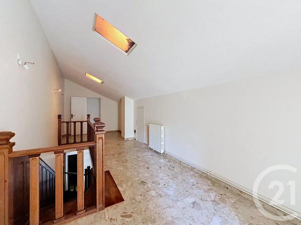 Maison à vendre  9 pièces - 291,23 m 2   PIETROSELLA  - 201