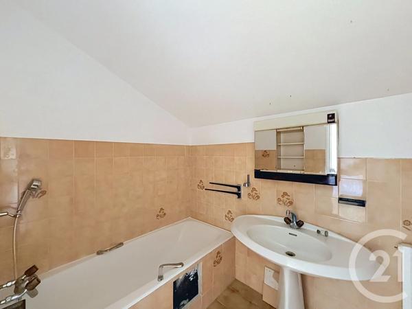 Maison à vendre  9 pièces - 291,23 m 2   PIETROSELLA  - 201