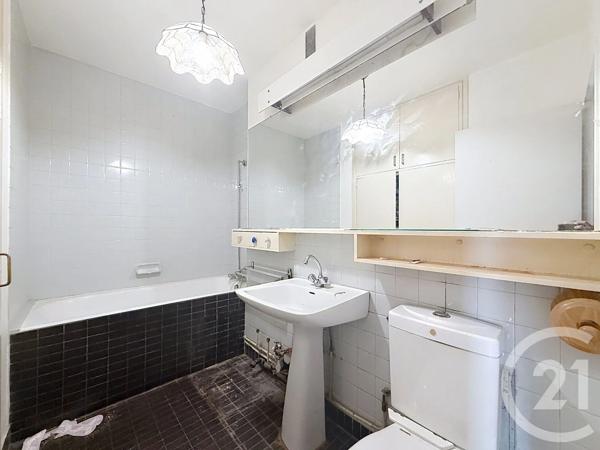 Appartement F1 à vendre  1 pièce - 30,74 m 2   LEVALLOIS PERRET  - 92