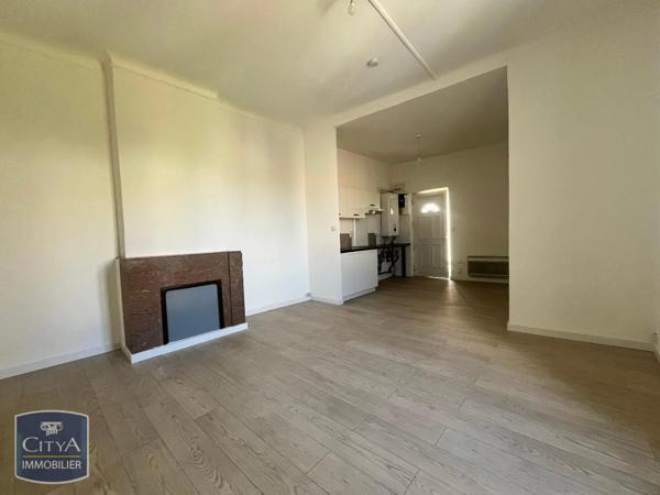Appartement à louer 2 pièces 38.18m² Nîmes (30000)