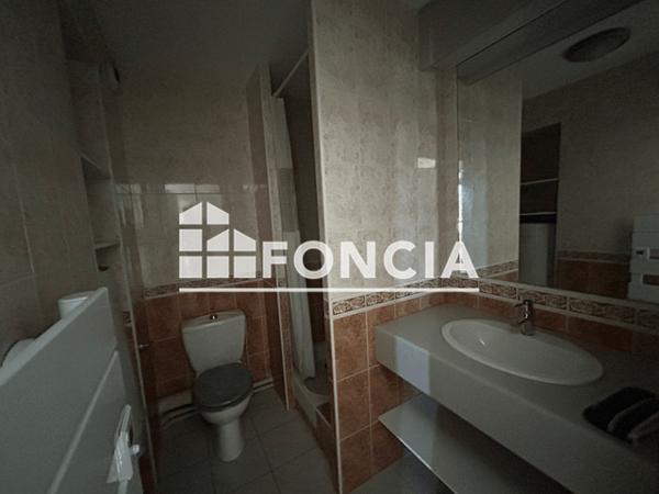 Location Studio 20 m² - 7 RUE PUECH DU TEIL Nimes 30900