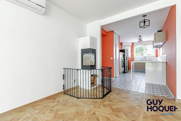 Maison spacieuse à vendre à Lieusaint - 5 chambres avec piscine -Séjour 55 m².