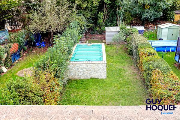 Maison spacieuse à vendre à Lieusaint - 5 chambres avec piscine -Séjour 55 m².