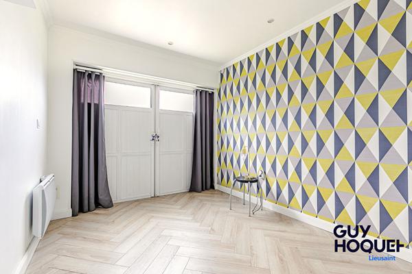 Maison spacieuse à vendre à Lieusaint - 5 chambres avec piscine -Séjour 55 m².