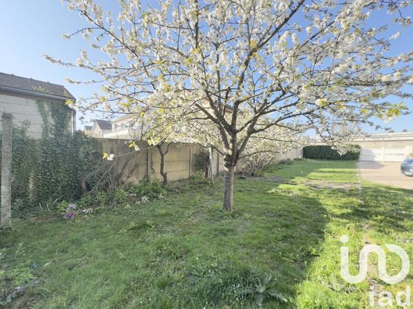 Maison traditionnelle 5 pièces de 141 m² à La Rochette (77000)