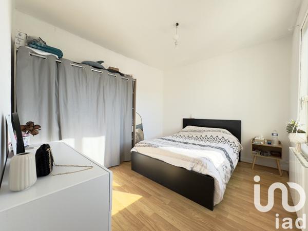 Maison traditionnelle 5 pièces de 141 m² à La Rochette (77000)