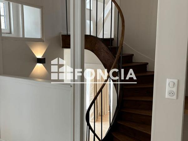 Location Appartement 3 pièces 82.47 m² - 4 RUE D'ESCURES - PORTE 004 Orleans 45000