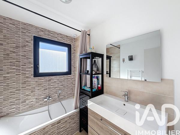 Maison à vendre 4 pièces 101 m² Thuir