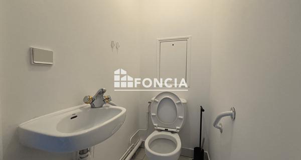 Location Appartement meublé 2 pièces 53 m² - Paris 75018