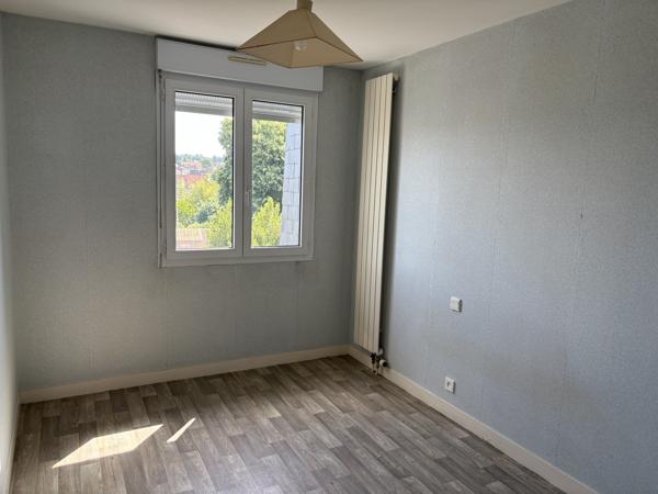 CENTRE VILLE TRÈS BEL APPARTEMENT DE 79 M² RÉSIDENCE LE MONTPENSIER, L’UNE DES RÉSIDENCES LES PLUS PRISÉES Réf 2676