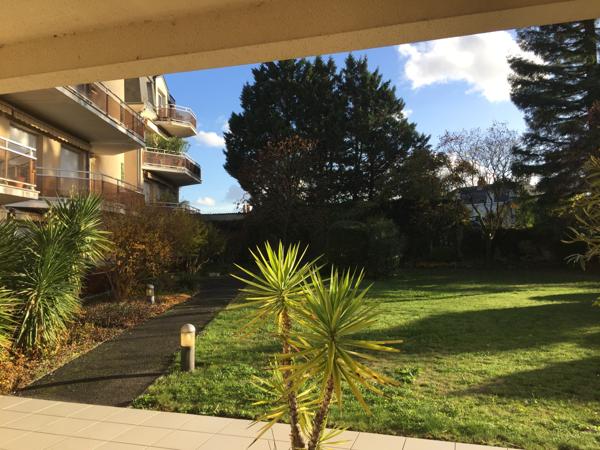 CENTRE VILLE TRÈS BEL APPARTEMENT DE 79 M² RÉSIDENCE LE MONTPENSIER, L’UNE DES RÉSIDENCES LES PLUS PRISÉES Réf 2676