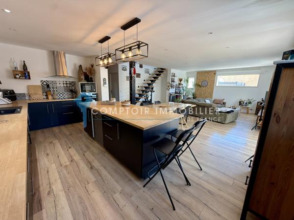 Maison 5 pièce(s) 4 chambre(s) 140 m²