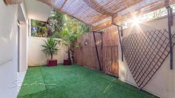 Dpt Pyrénées Atlantiques (64), à vendre PAU appartement T3 de 72,53 m² Terrasse