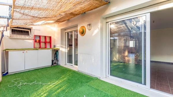 Dpt Pyrénées Atlantiques (64), à vendre PAU appartement T3 de 72,53 m² Terrasse