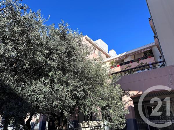 Appartement F4 à vendre  4 pièces - 98,80 m2 CAVAILLON - 84