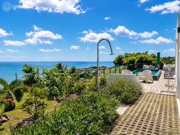Villa – 6 pièces – 436m2- terrain 3500m2- Le Marigot Martinique