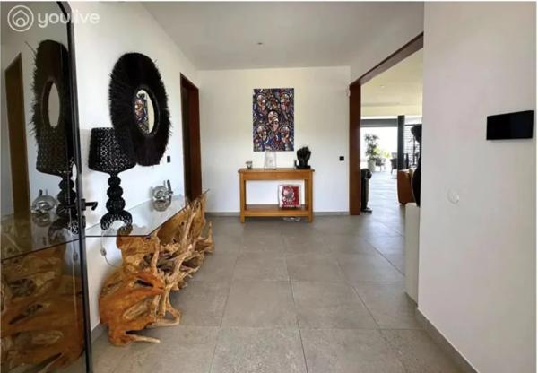 Villa – 6 pièces – 436m2- terrain 3500m2- Le Marigot Martinique