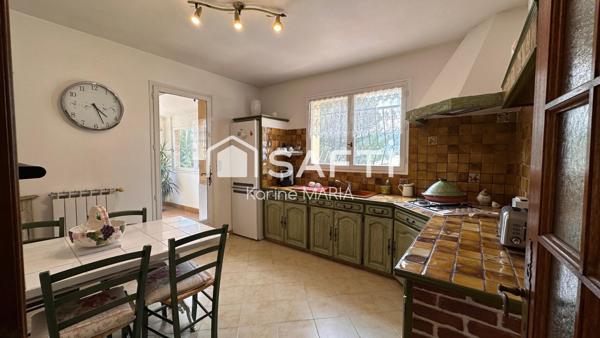 13470 - CARNOUX EN PROVENCE - Maison de 180 m2 de 6 pièces avec 2 appartements, terrasse, jardin, garage....