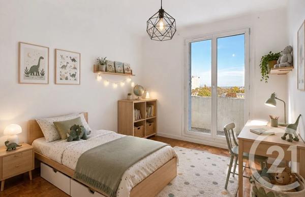 Appartement F3 à vendre  3 pièces - 65,76 m 2   CHOISY LE ROI  - 94