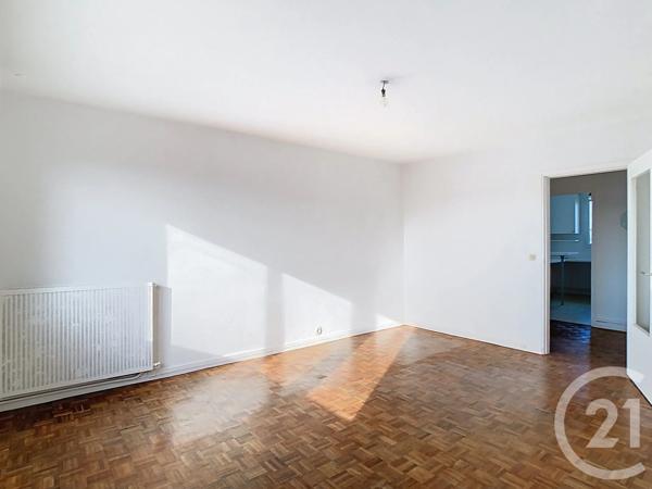 Appartement F3 à vendre  3 pièces - 65,76 m 2   CHOISY LE ROI  - 94