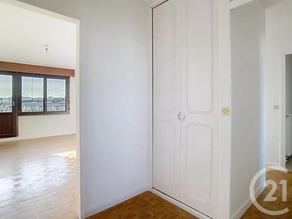 Appartement F3 à vendre  3 pièces - 65,76 m 2   CHOISY LE ROI  - 94