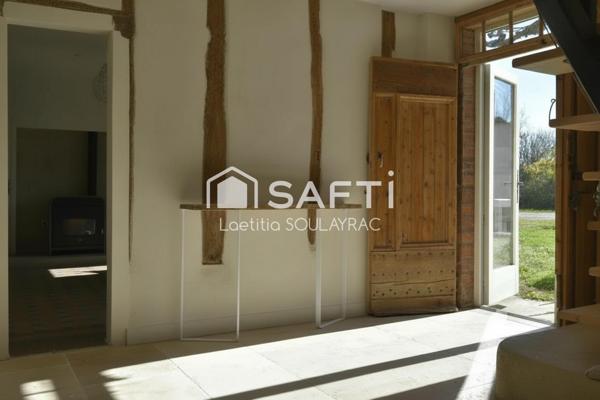 Bâtisse d’exception rénovée de 178 m² environ