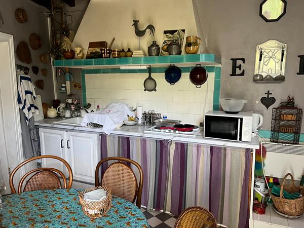 17120 SEMUSSAC Semussac centre bourg