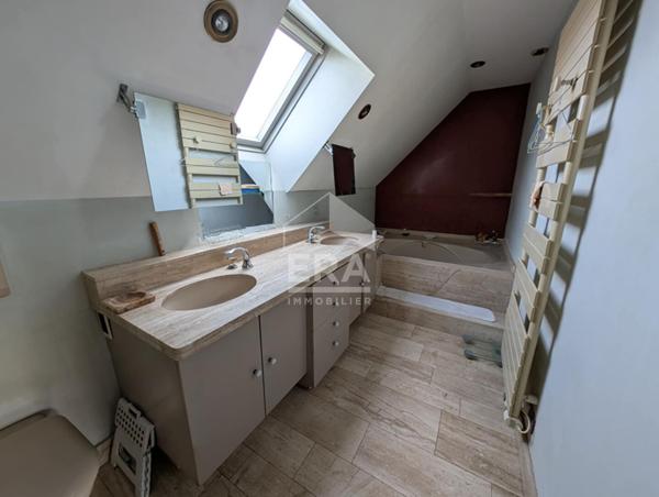 Maison à vendre d'exception à Montpon-Ménestérol - 11 pièces, 8 chambres, piscine