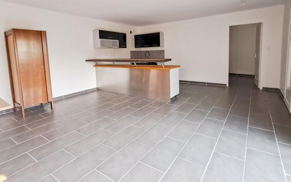 Maison à vendre    8 pièces • 280 m2 Bain-de-Bretagne