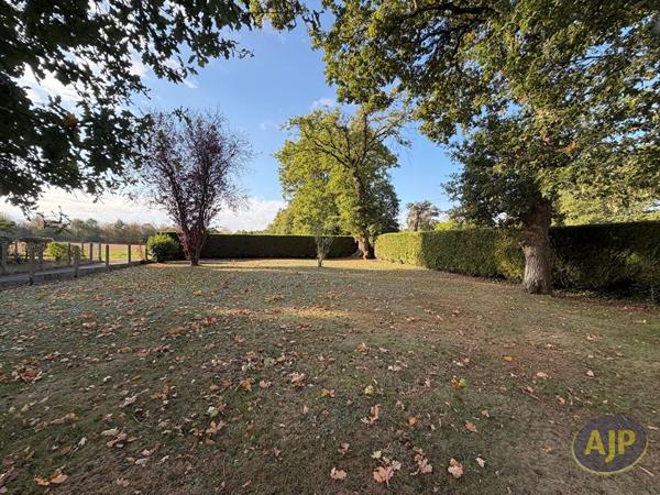 Maison à louer L Hermitage : 5 pièces, 135m² avec 3 chambre(s) à 1 000€ - AJP Immobilier Pacé