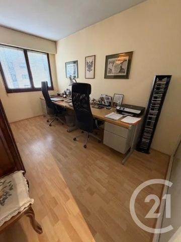 Appartement F5 à vendre  5 pièces - 89,88 m 2   CERGY  - 95