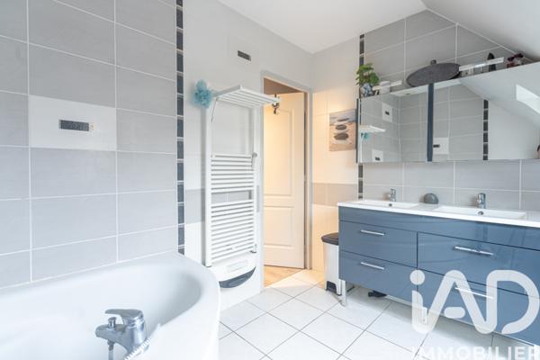 Maison à vendre 6 pièces 136 m² Belleu