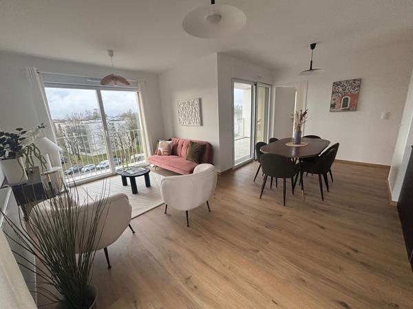 T4 terrasse et parking