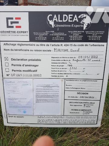 Terrain à bâtir de 1551 m² viabilisable