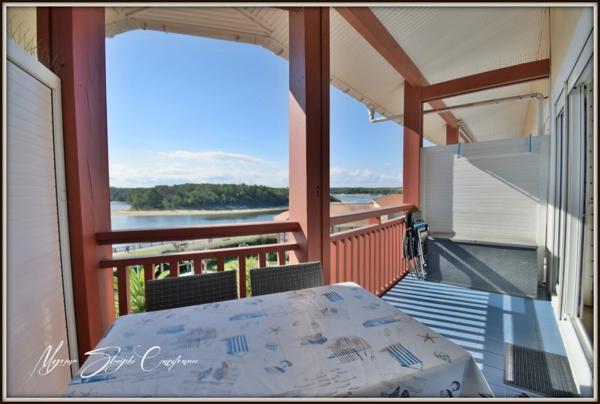 Appartement à vendre T2 BIS à VIEUX BOUCAU LES BAINS (40) avec vue exceptionnelle sur le lac.