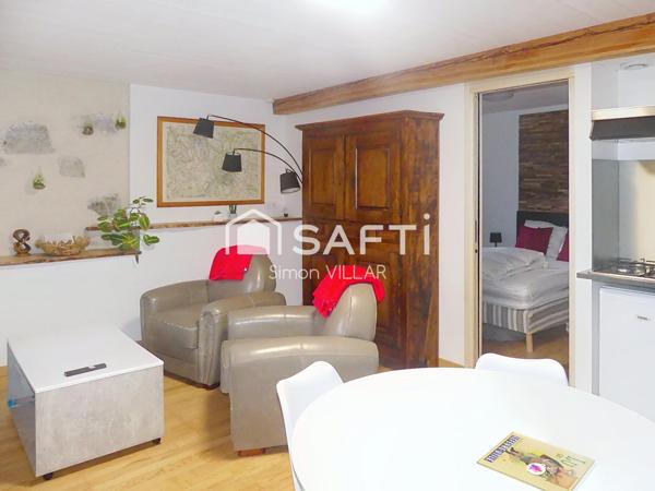 Spacieux corps de ferme à rénover avec T2 neuf