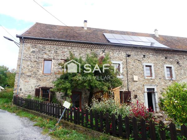 Spacieux corps de ferme à rénover avec T2 neuf