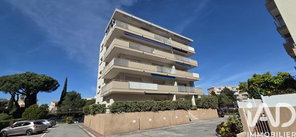 Appartement à vendre 3 pièces 58 m² Fréjus